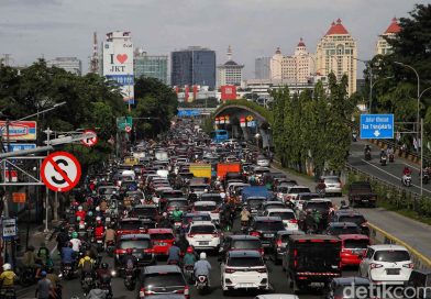 Kemacetan Parah di Setiap Weekend di Sepanjang pantai Krakal – Indrayanti